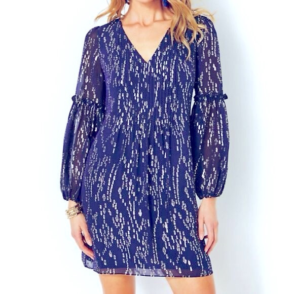 Look like a diva on wearing Lilly Pulitzer Cleme Long Sleeve Resort Dress. - Picture 2 of 6